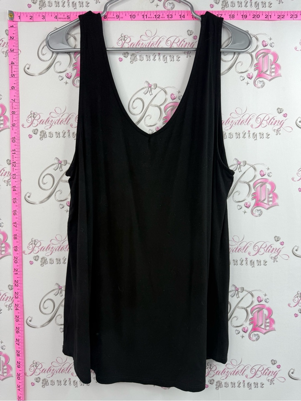Dex tank top stretchy flowy basic Black V-Neck Sleeveless Tank Top